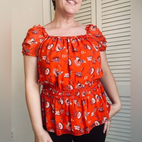 NWT Max Studio Lightweight Red Peplum Top With Floral Acanthus Print and Puff Sl - Picture 3 of 6